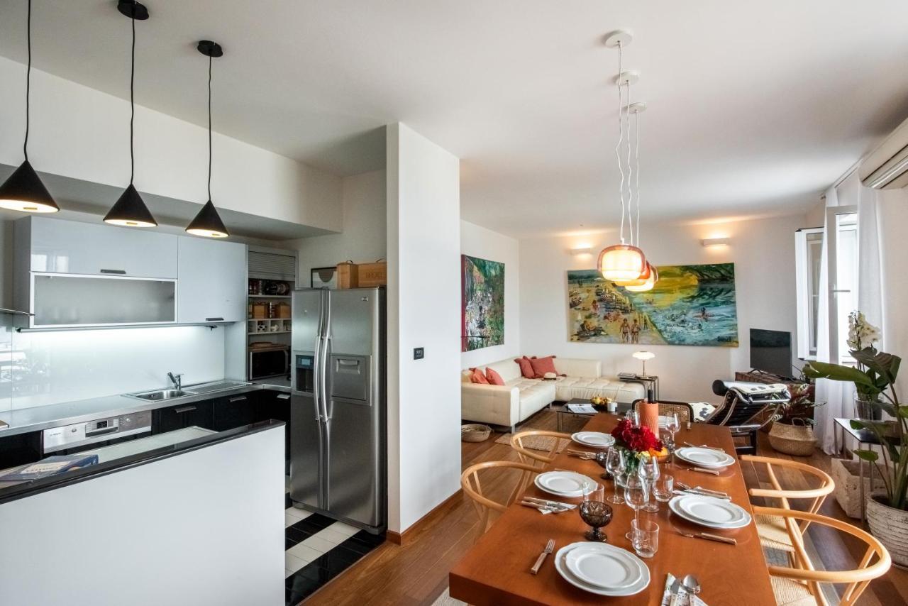 Airy Seafront 1920S Apartment Split Luaran gambar